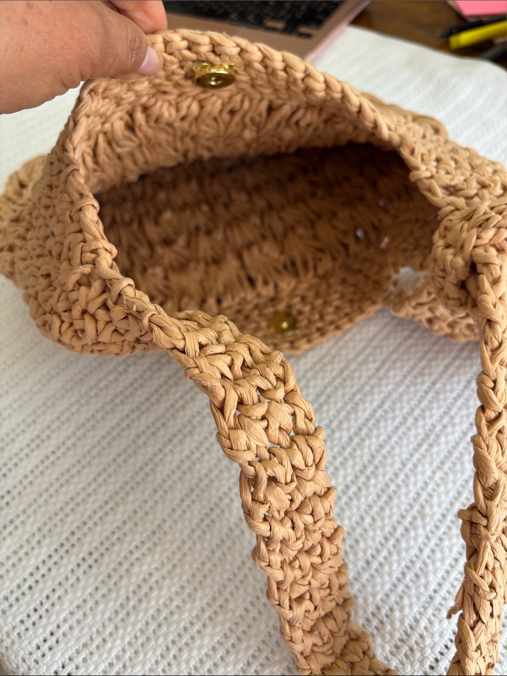 Antique Handwoven Crochet Shoulder Bag in Tan - Picture 5 of 6